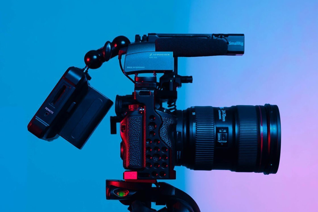 La educación no es el aprendizaje de hechos, sino el entrenamiento de la mente para pensar.Albert Einstein